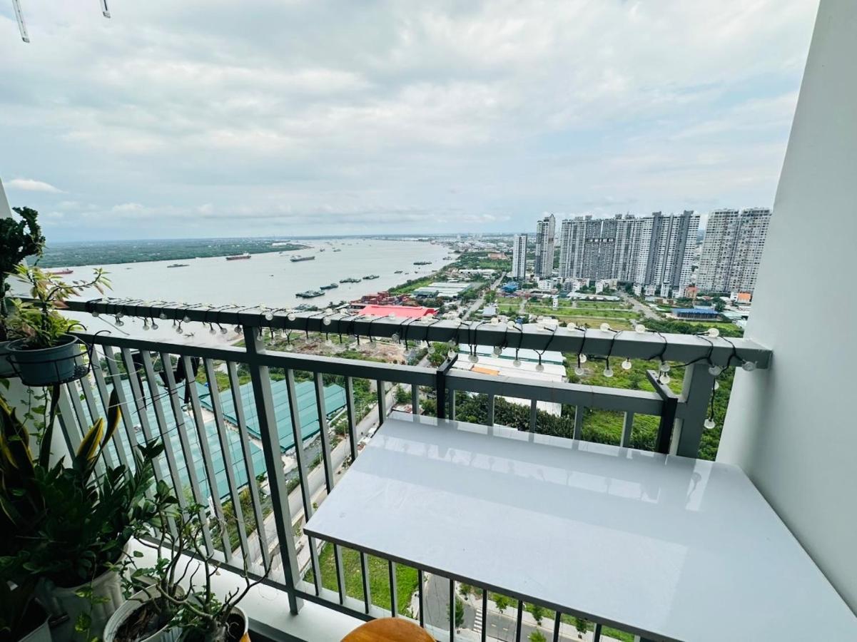 Q7 Riverside 2 Bed Rooms W River-View, Netflix & Pool Ho Chi Minh City Exterior photo